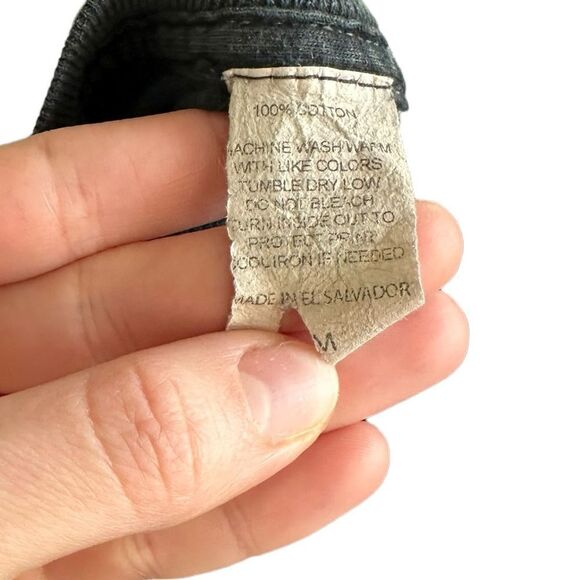 Vintage Iron Maiden Black Skull Head British Flag Graphic T Shirt - Picture 5 of 5